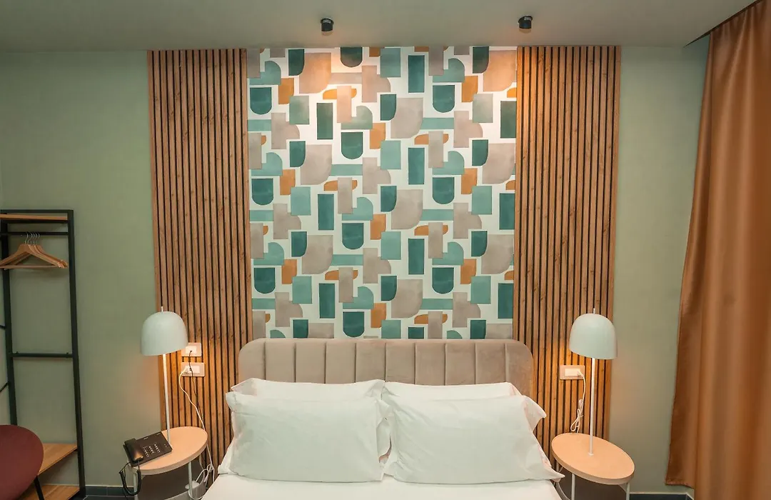 Noah Gate Hotel & Suites-1